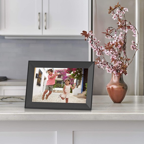10 Unique Ways to Display Your Digitized Family Photos